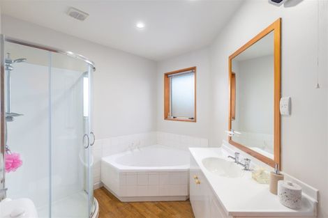 Photo of property in 2/41a Laurence Street, Waltham, Christchurch, 8011