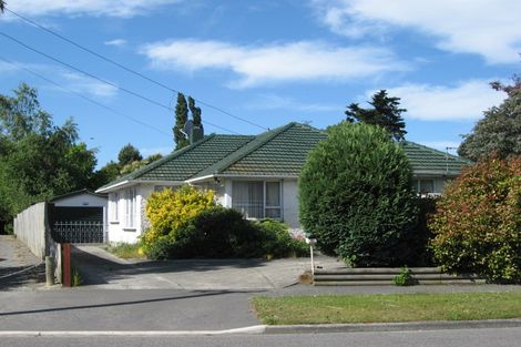 Photo of property in 22 Woodbury Street Avonhead Christchurch City