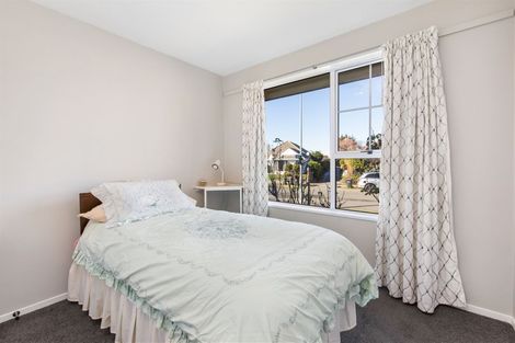 Photo of property in 5A Westgrove Avenue Avonhead Christchurch City