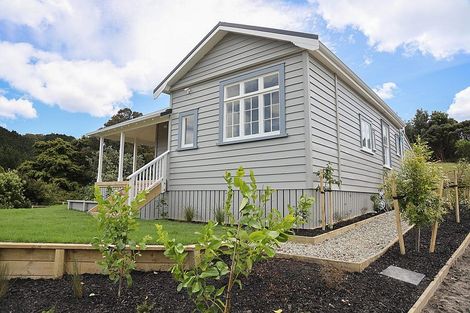 Photo of property in 204 Cape Rodney Road, Leigh, 0985