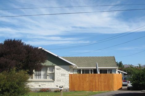 Photo of property in 87 Vancouver Crescent, Wainoni, Christchurch, 8061