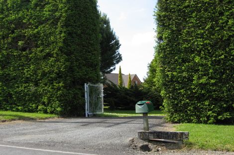 Photo of property in 66 Old Railway Road, Kumeu, 0892