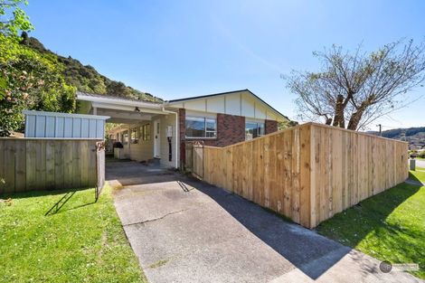 Photo of property in 38a Kowhai Street, Wainuiomata, Lower Hutt, 5014