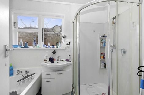 Photo of property in 22 Sandford Street, Trentham, Upper Hutt, 5018