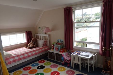 Photo of property in 10 Somerset Avenue, Newtown, Wellington, 6021