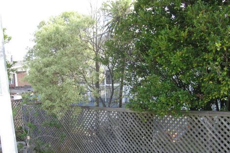 Photo of property in 612 Glenfield Road, Bayview, Auckland, 0629