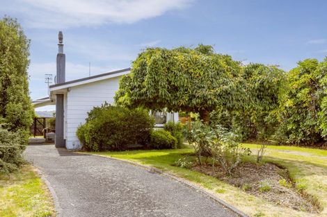 Photo of property in 17 Richmond Avenue, Richmond Heights, Taupo, 3330