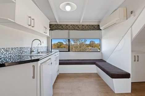 Photo of property in 87 Grand Vue Road, Kawaha Point, Rotorua, 3010