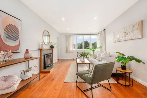 Photo of property in 5 Mitchell Grove, Ranui, Porirua, 5024