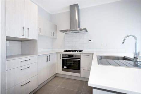 Photo of property in 21 Pukewhero Rise, Westgate, Auckland, 0614