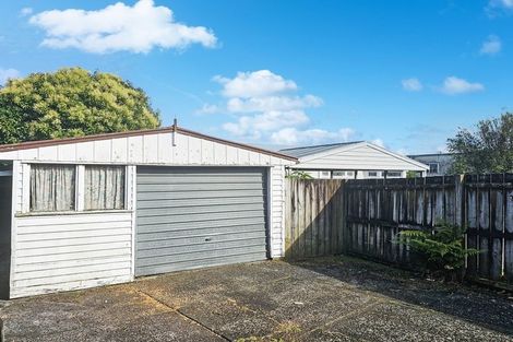 Photo of property in 7 West Coast Road, Glen Eden, Auckland, 0602