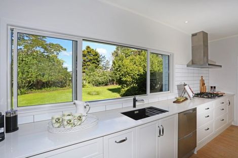 Photo of property in 27 North Road, Clevedon, Papakura, 2582