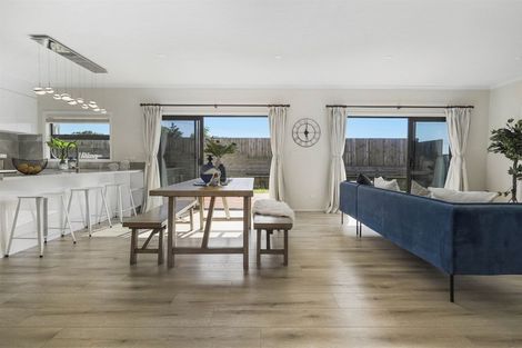 Photo of property in 13 Kapua Crescent, Rototuna North, Hamilton, 3210