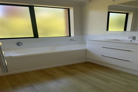 Photo of property in 34 William Donald Drive, Solway, Masterton, 5810