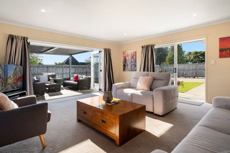 Photo of property in 30a Fairview Place, Te Puke, 3119