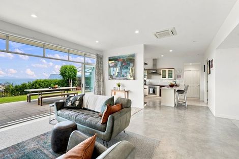 Photo of property in 33 Lax Crescent, Leigh, 0985