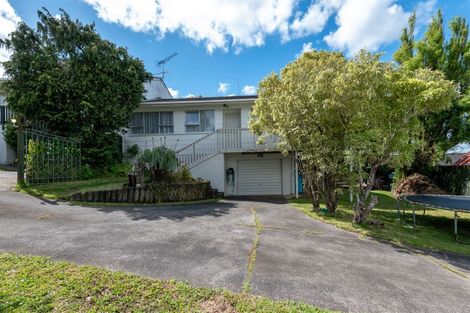 Photo of property in 2/35 Birman Close, Half Moon Bay, Auckland, 2012