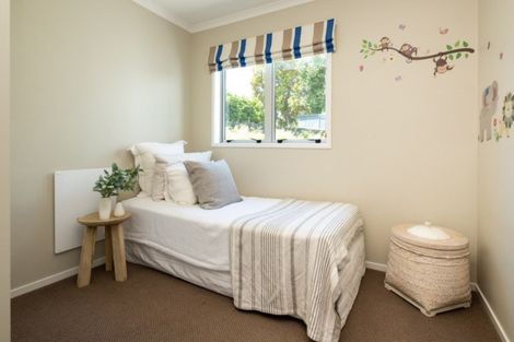 Photo of property in 15 Emerald Hill, Havelock North, 4130
