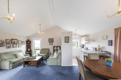 Photo of property in 128 Kelvin Grove Road, Kelvin Grove, Palmerston North, 4414