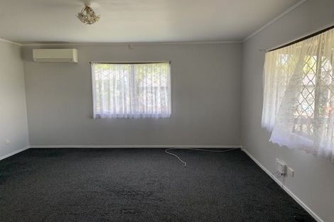Photo of property in 2/27 Malaspina Place, Papatoetoe, Auckland, 2025