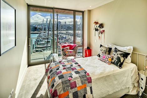 Photo of property in Clyde Quay Wharf, 2b/6 Clyde Quay Wharf, Te Aro, Wellington, 6011