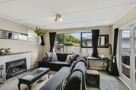Photo of property in 20 Sunny Grove, Wainuiomata, Lower Hutt, 5014