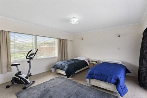 Photo of property in 28 Oriwa Street, Waikanae, 5036