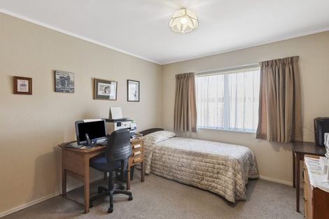 Photo of property in 5 College Drive, Paraparaumu, 5032