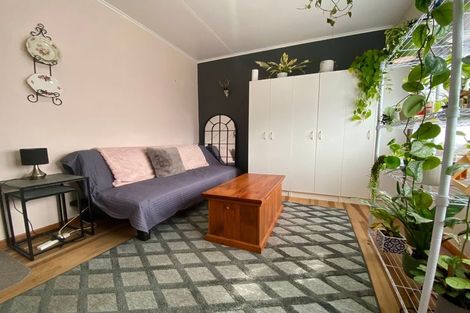 Photo of property in 1020 Tremaine Avenue, Roslyn, Palmerston North, 4414