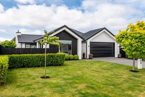 Photo of property in 13 Dollar Place, Prebbleton, 7604