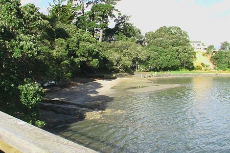 Photo of property in 14 Ranch Avenue, Beach Haven, Auckland, 0626