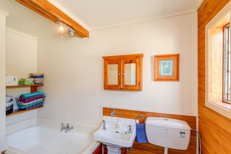 Photo of property in 124 Marine Drive, Diamond Harbour, Lyttelton, 8971