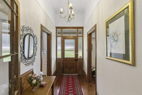 Photo of property in 99 Amohia Street, Paraparaumu, 5032