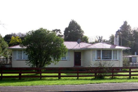 Photo of property in 12 Oxford Street, Lansdowne, Masterton, 5810