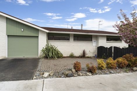 Photo of property in 30 Rimu Street, Waikanae, 5036