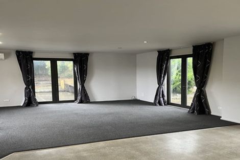 Photo of property in 15 Ruapehu Drive, Fitzherbert, Palmerston North, 4410