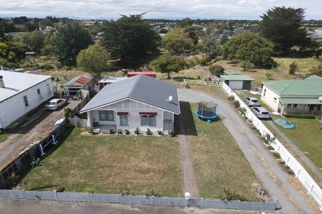 Photo of property in 10 Ngareta Street, Marton, 4710