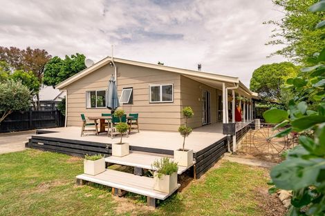 Photo of property in 51 Cologne Street, Martinborough, 5711