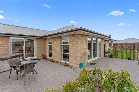 Photo of property in 69 Kippenberger Avenue, Rangiora, 7400