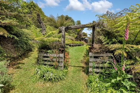 Photo of property in 2 Byles Road, Opuawhanga, Hikurangi, 0181