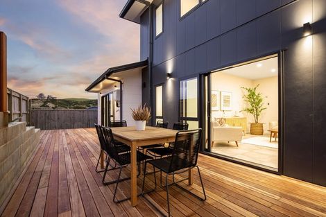 Photo of property in 50 Schooner Drive, Whitby, Porirua, 5024