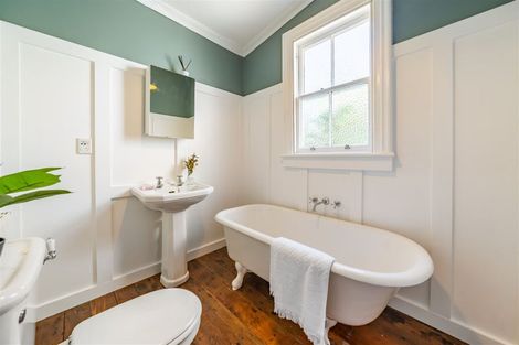 Photo of property in 41 Messines Road, Karori, Wellington, 6012