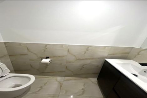 Photo of property in 10/100 Seymour Road, Sunnyvale, Auckland, 0612