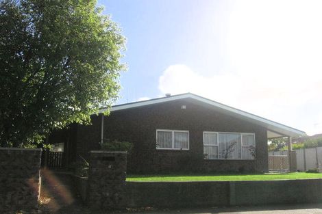 Photo of property in 30 Kimberley Grove, Westbrook, Palmerston North, 4412
