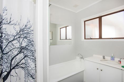 Photo of property in 16 Worsley Street, Tamarau, Gisborne, 4010