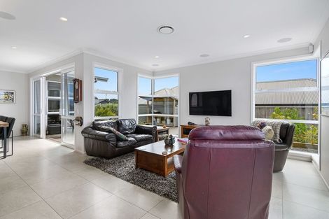 Photo of property in 15 Koi Crescent, Mapua, 7005