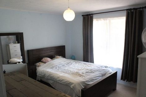 Photo of property in 2/63 Walworth Avenue, Pakuranga Heights, Auckland, 2010