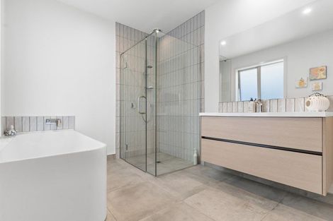 Photo of property in 8 Matai Grove, Greytown, 5712