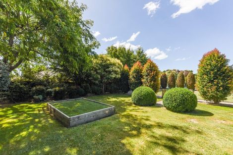 Photo of property in 16 Aratia Way, Richmond, 7020