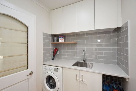 Photo of property in 205 Dunns Road, Otatara, Invercargill, 9879